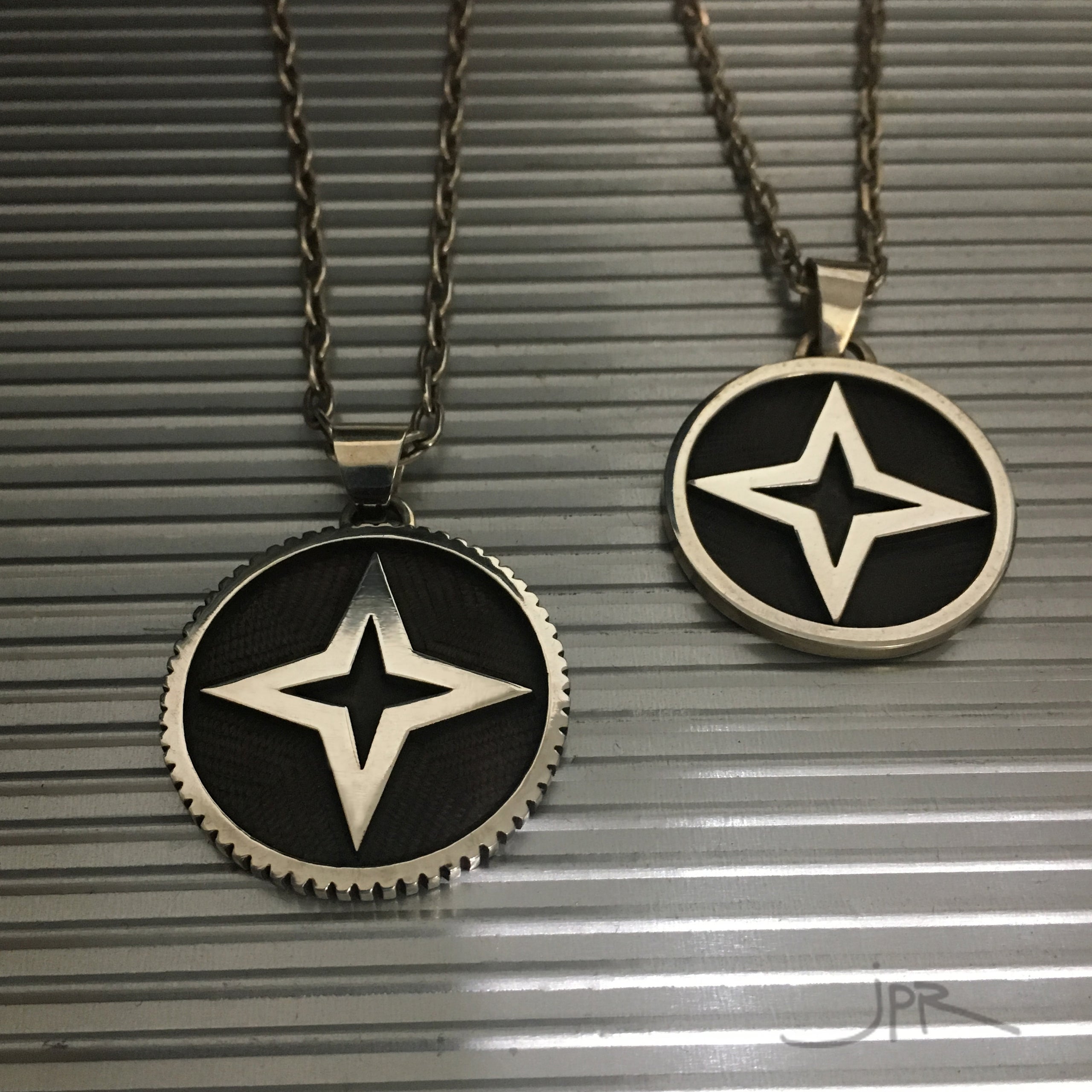 Morning store star pendant